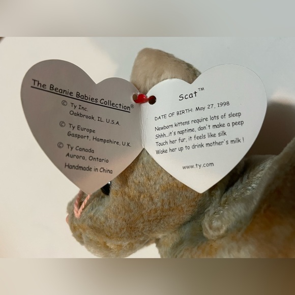 Scat The Cat Beanie Babies Original 1998
Birthday May 27 1998 - Picture 7 of 9